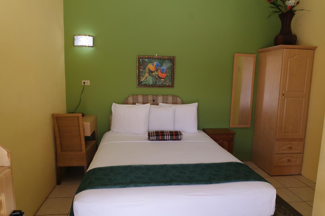 Kiskadee Korner Otel Port of Spain Dış mekan fotoğraf