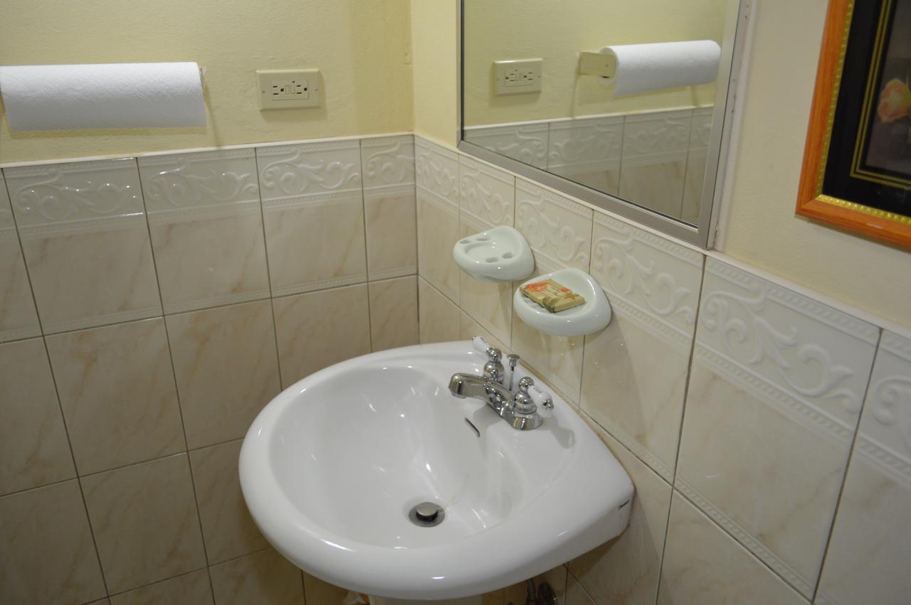 Kiskadee Korner Otel Port of Spain Dış mekan fotoğraf